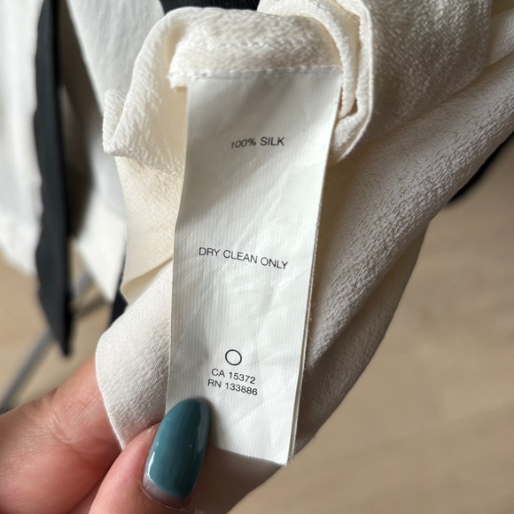 100% Silk Blouse, White/Black, Medium - Picture 5 of 5